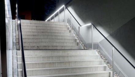 LaneLED INOX42 für sicheren Treppenaufgang